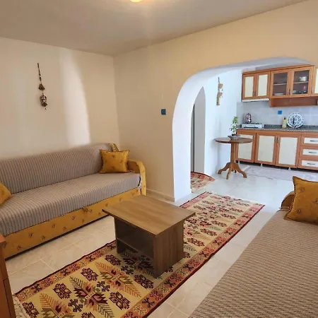 Hotel Oernek *