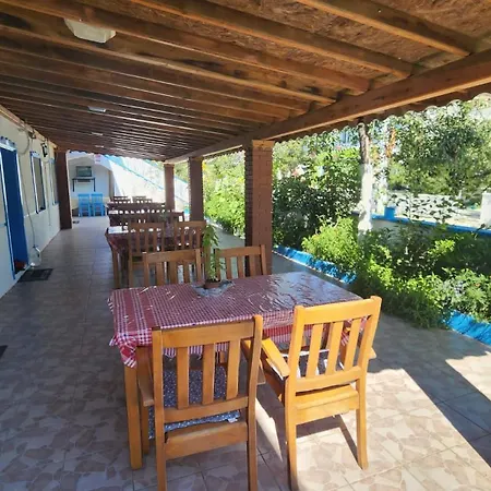 Hotel Oernek *